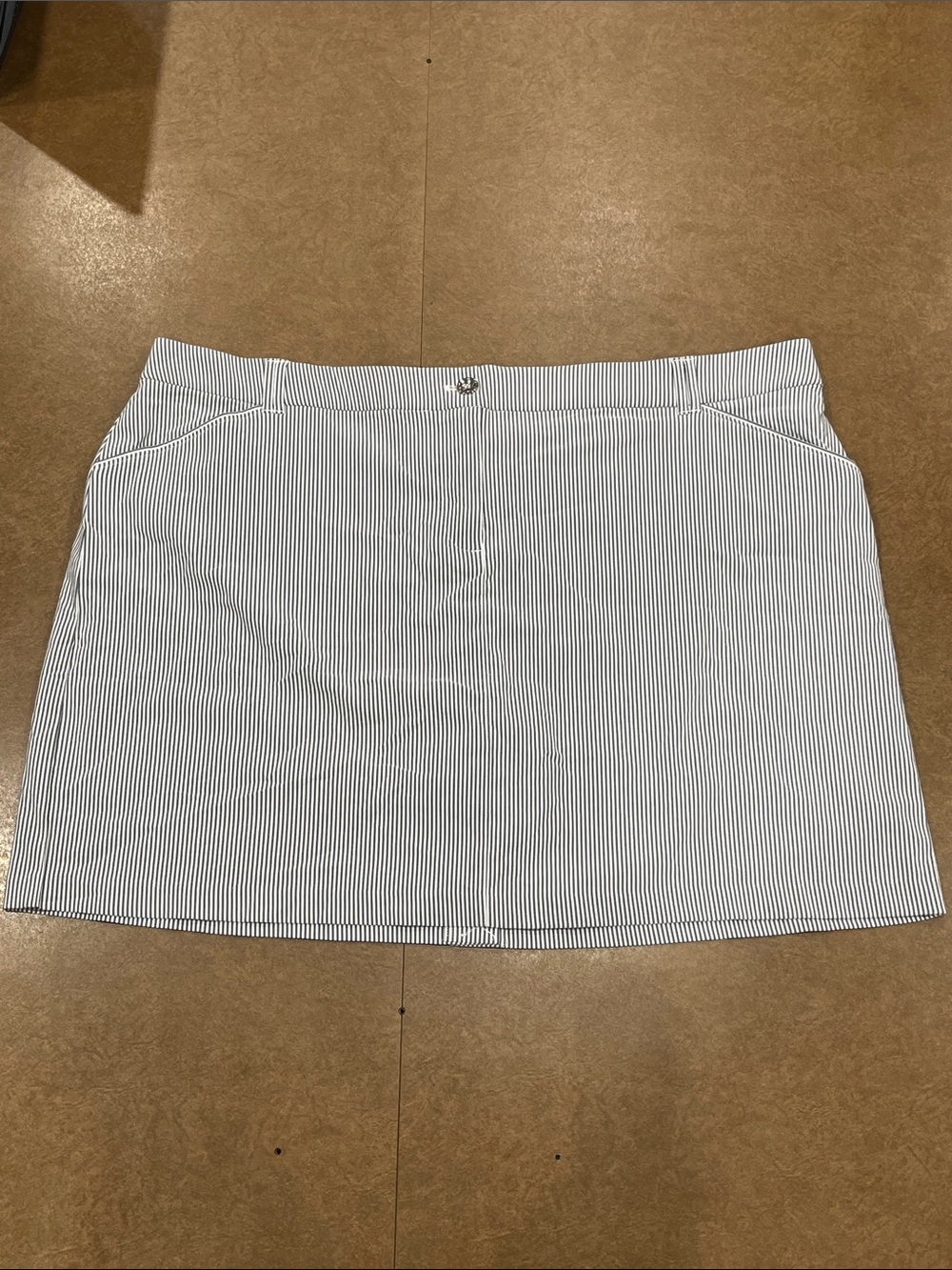 Charter Club White and Heather Navy Striped Mini Skort • Pockets • Size 24